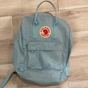fjallraven Kanken backpack